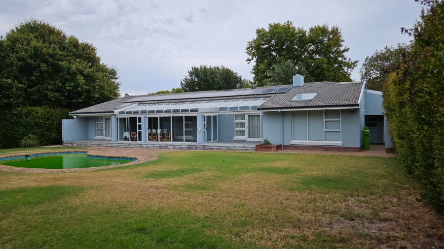 4 Bedroom Property for Sale in Constantia Western Cape